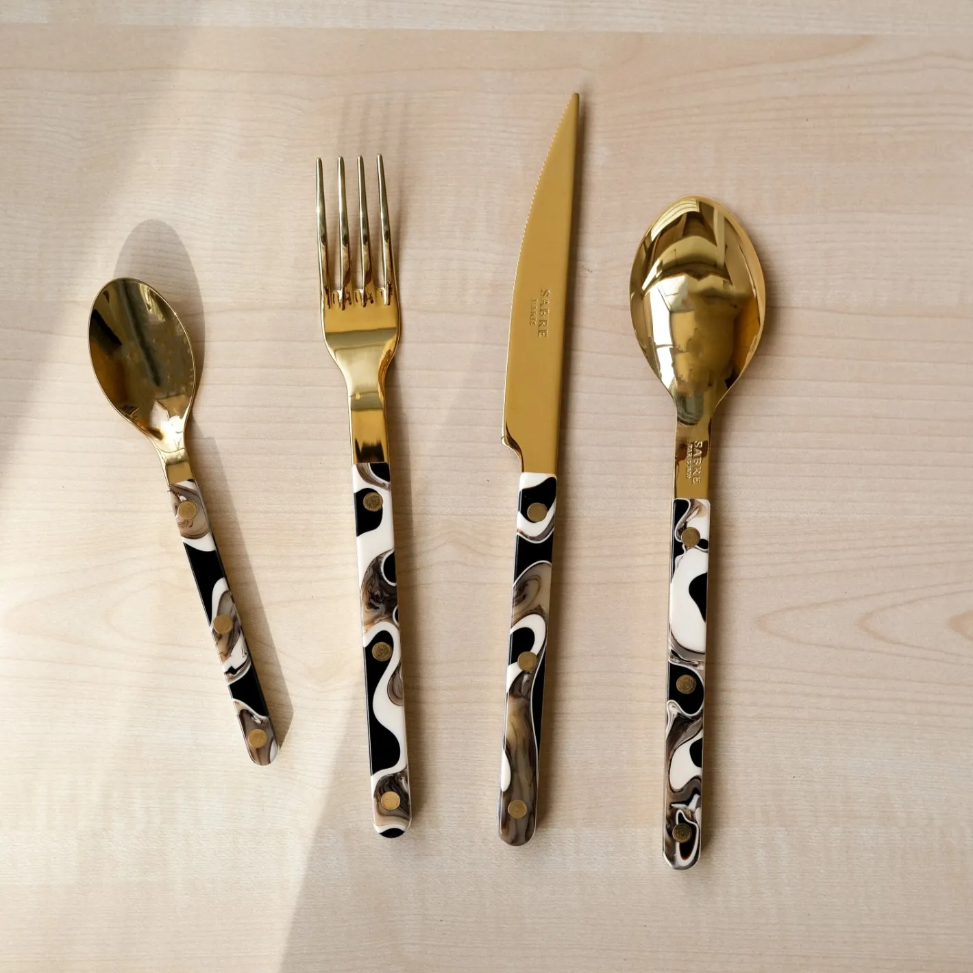 Sabre Paris Bistrot Gold Dune, Dune Black | Soup Spoon