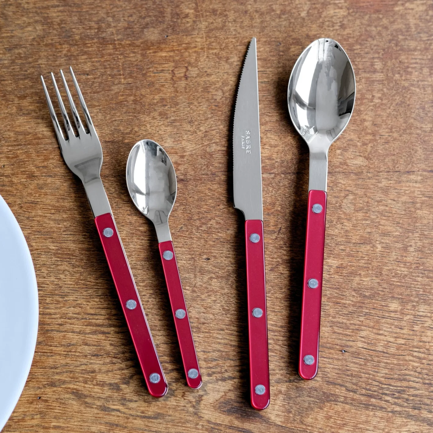 Sabre Paris Bistrot Pearly, Red | 48 Pieces Set