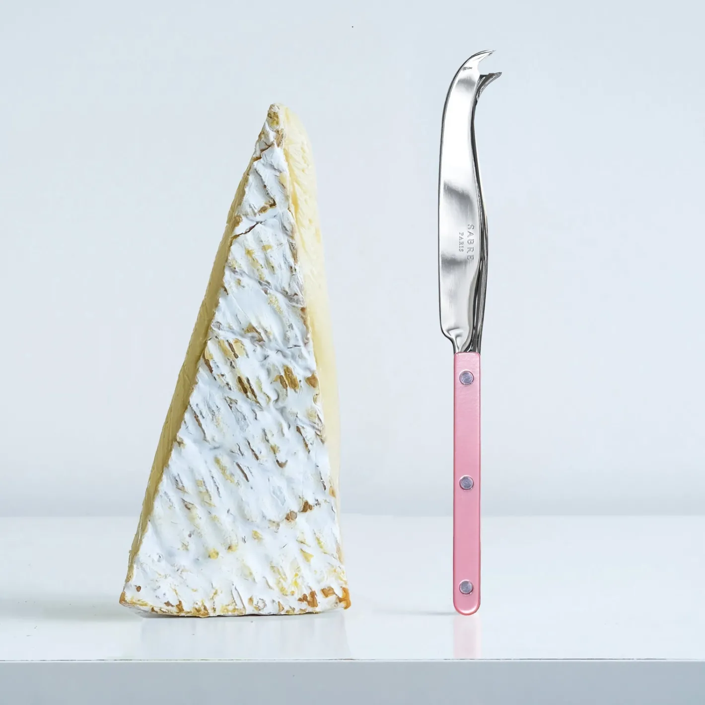 Sabre Paris Bistrot Pearly, Soft pink | Cheese Knife