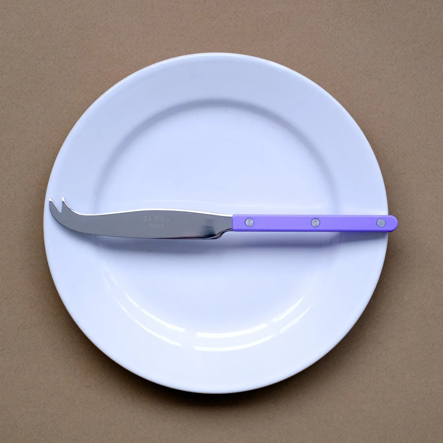 Sabre Paris Bistrot Solid, Purple | Cheese Knife