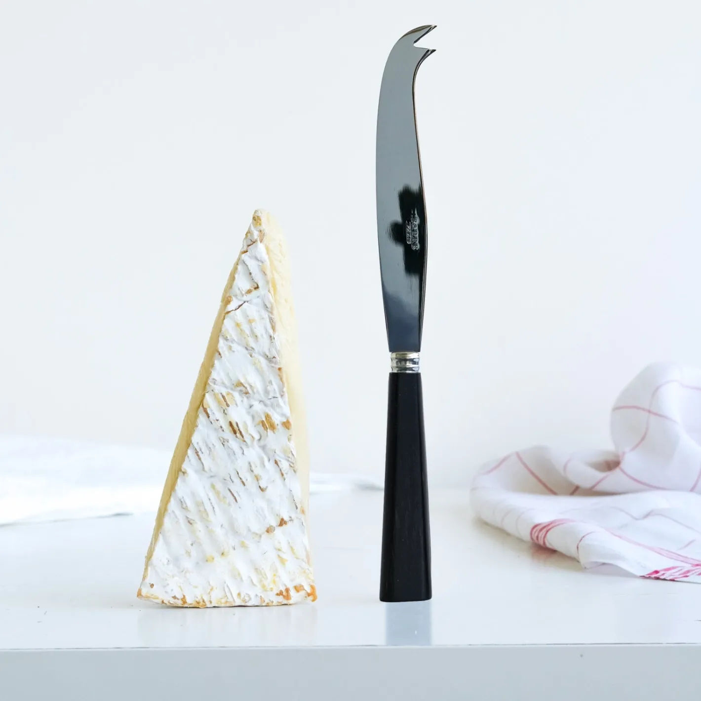 Sabre Paris Nature,Bois stratifié noir | Cheese Knife