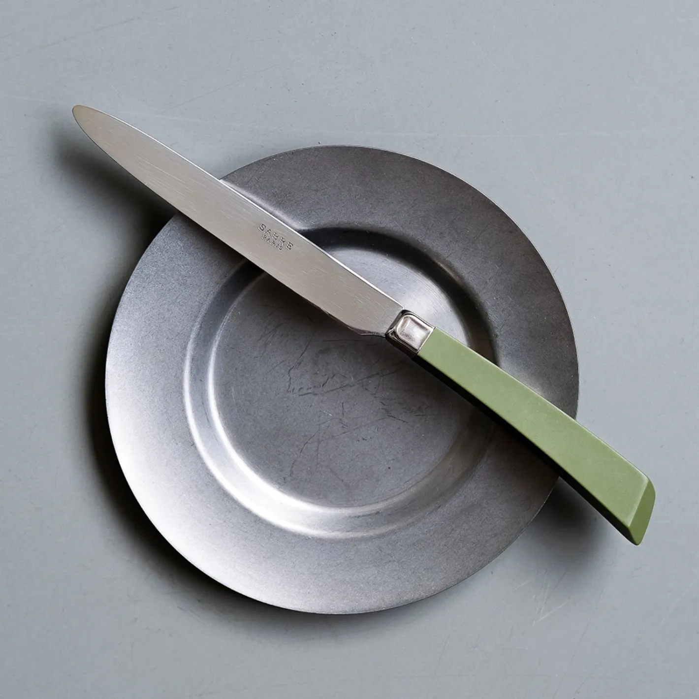 Sabre Paris Numéro 1,Vert fougère | Dinner Knife